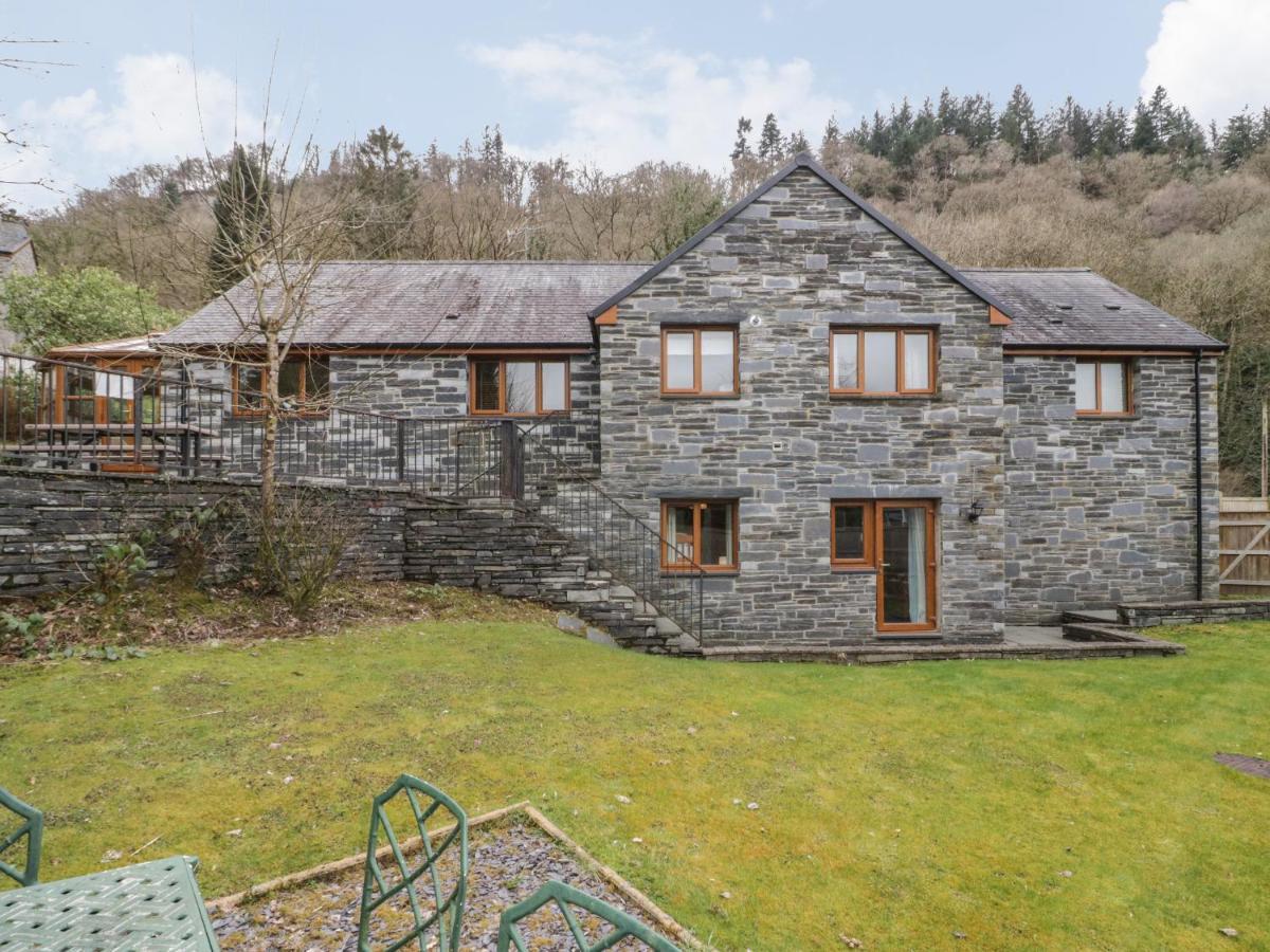Bryn Elsi Villa เบเทส-อี-คอย ภายนอก รูปภาพ
